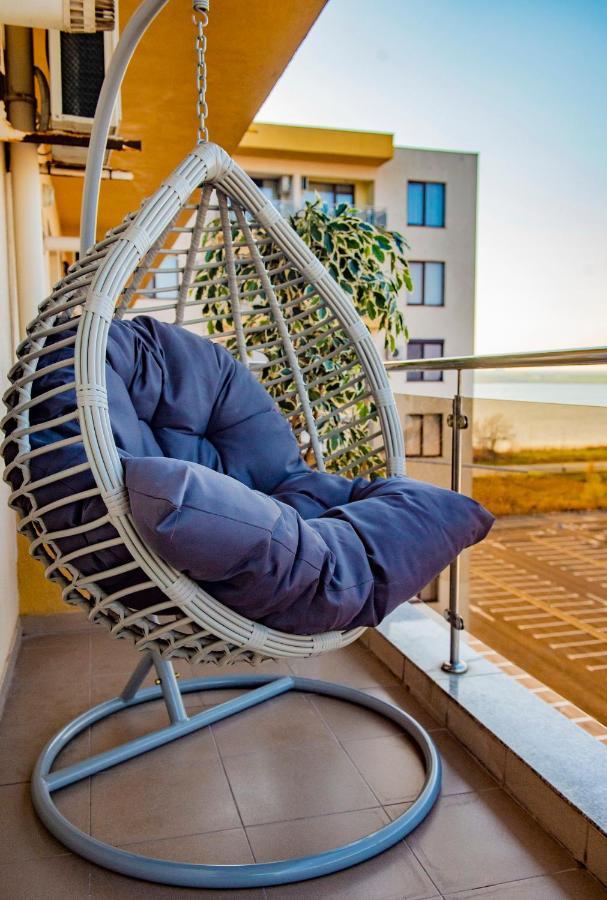 Ferienwohnung Summerland Luxury Velvet Front Sea View Mamaia Exterior foto