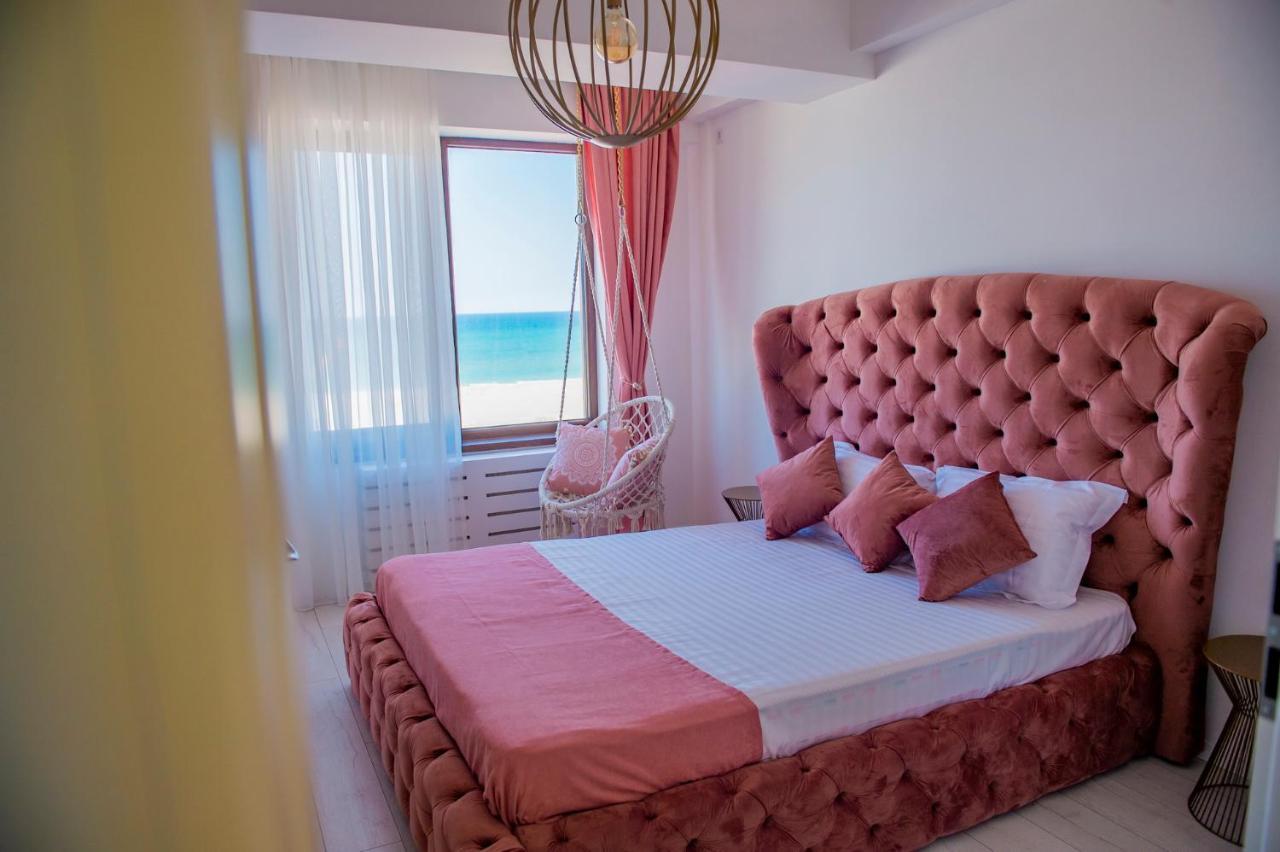 Ferienwohnung Summerland Luxury Velvet Front Sea View Mamaia Exterior foto