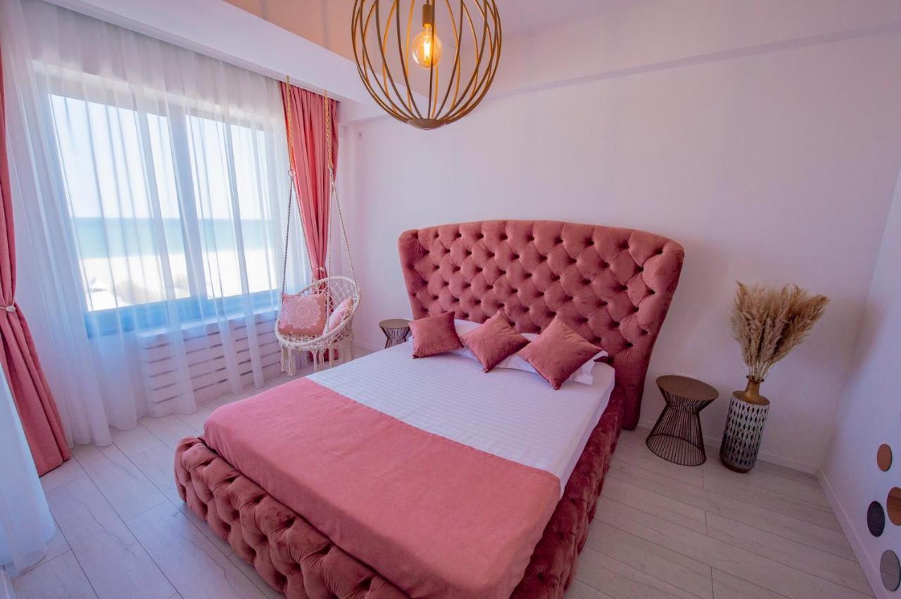 Ferienwohnung Summerland Luxury Velvet Front Sea View Mamaia Exterior foto
